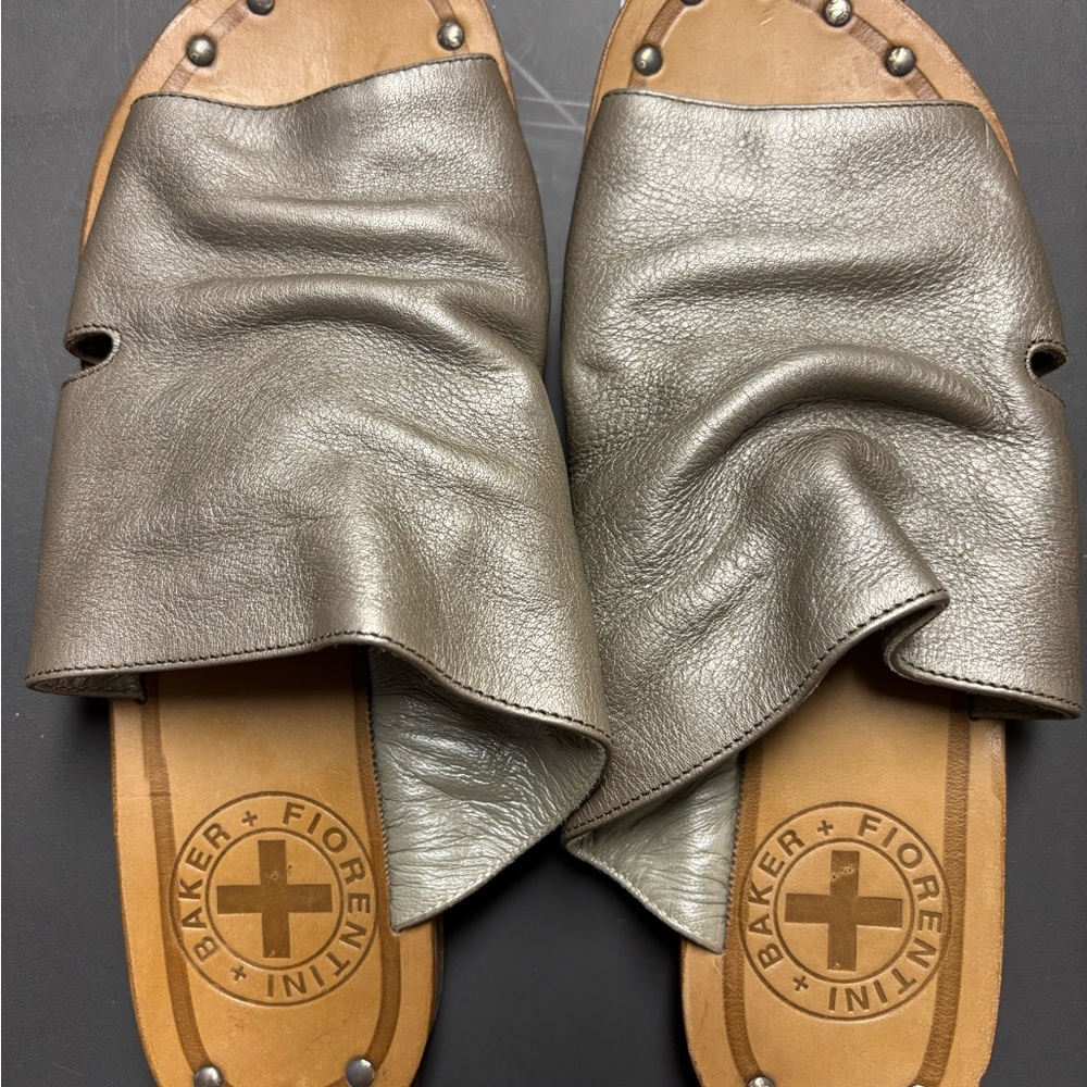 Fiorentini and Baker Zaber Women Sandals in Bronzo